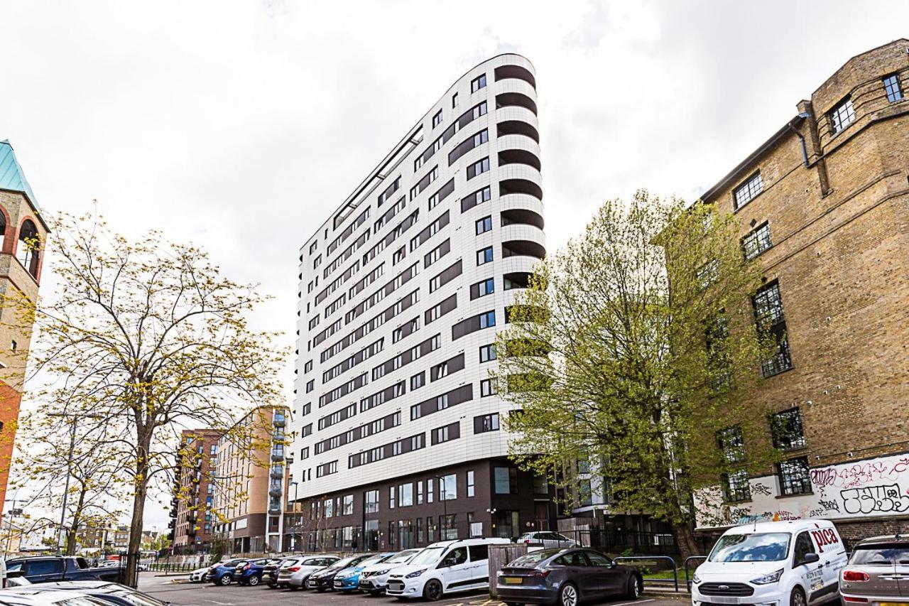 Chic & Modern Dalston Apartment London